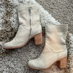 FRYE BOOTS Size 9